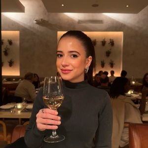 Meet your Posher, Eduarda